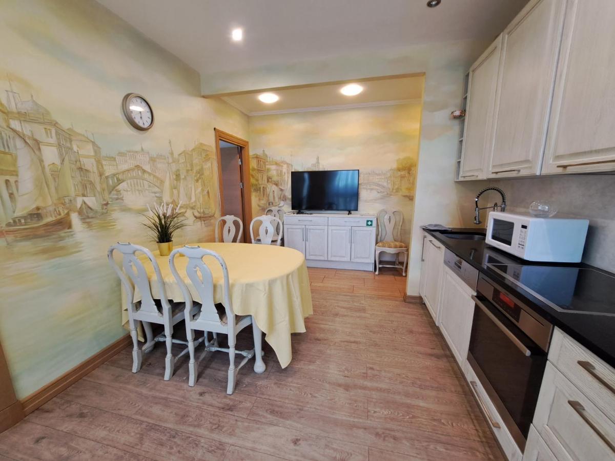 Andyshaun Service Appartments Riga Ngoại thất bức ảnh